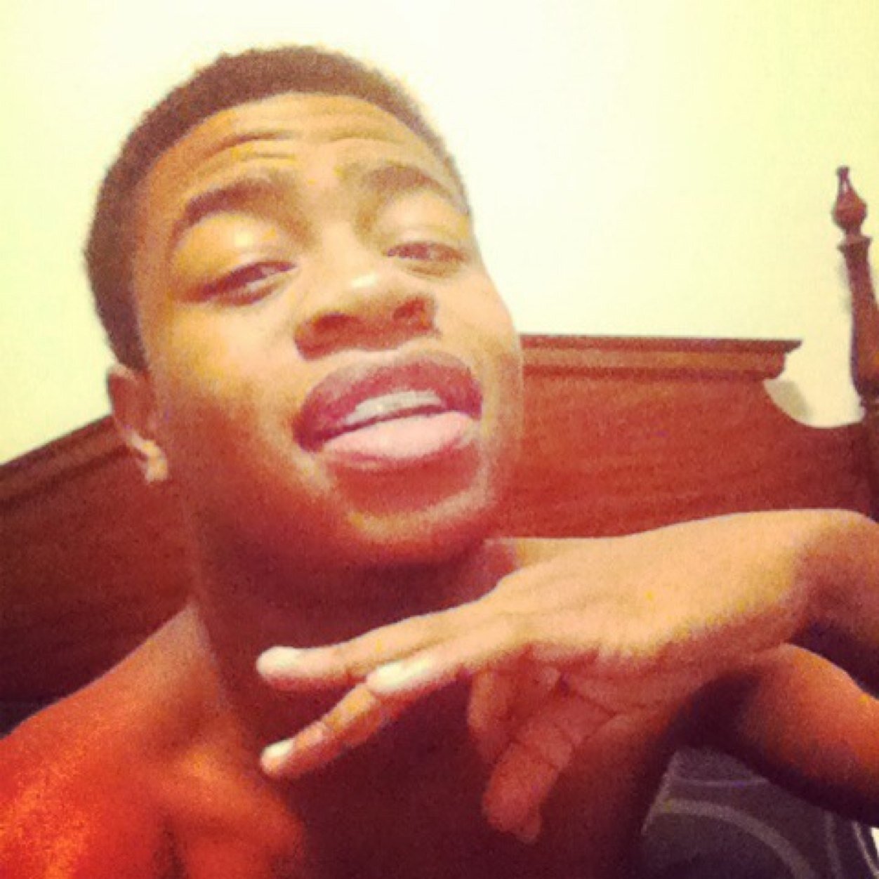 Young rich nigga jus tryna make to the top Focus on Me an mine only