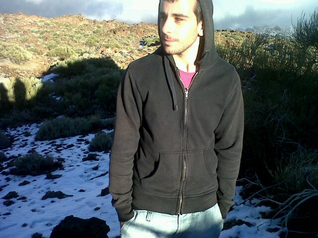 SamuParalalolo's profile picture. Creo en una Canarias libre y comunista