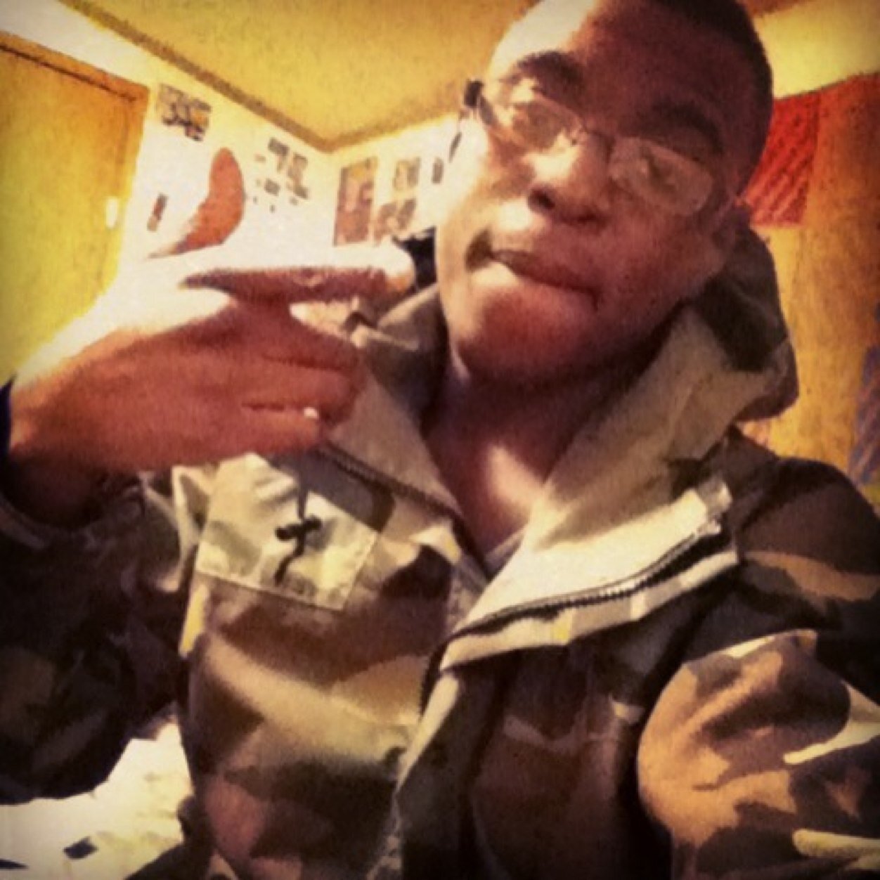 aint got no  time for these thots #im datt nigga #fall back haters#if im textin ya bitch then chances is i probably fucked her lowkey