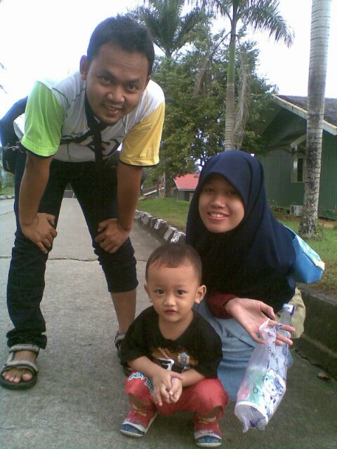 ecytooooo's profile picture. A Mommy, A Wife, A Hard Worker @PRUdential Syariah & @Nano Spray MCI