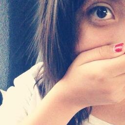 Siempre tratare de sacarte una sonrisa aún que yo este peor que tu♡