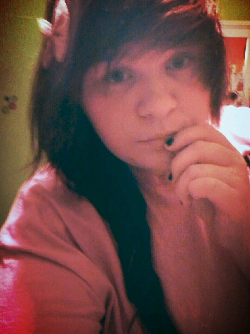 i love screamo :3 and my boyfriend c: i love talking so talk to me!!! i also sing,scream,and rap but i am very shy :3