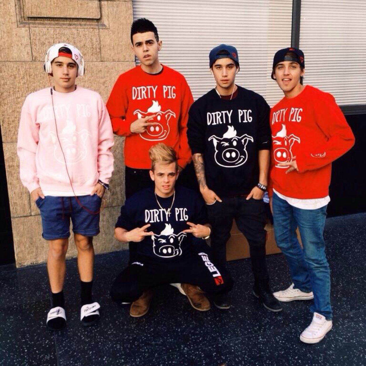 n (✸,✸)jansoskians are the best. nuff said