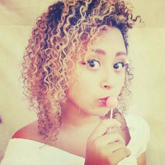 lyn_falcao's profile picture. 