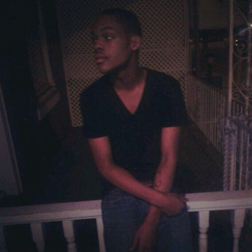 Northsidee; #FreeMyUncleDavid #FreeD #FreeJah #FreeYola , #FreePork , & #FreeMike Free all my niggas till they all free #GrindGang