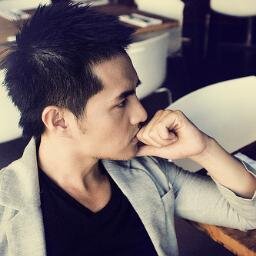 最近、電子書籍がプッシュされていますよね。自分はその電子媒体でリリースされた本についてツイートしていきます。ジャンルはさまざまですが、幅広くつぶやきます。
#sougofollow #相互フォロー　#拡散希望