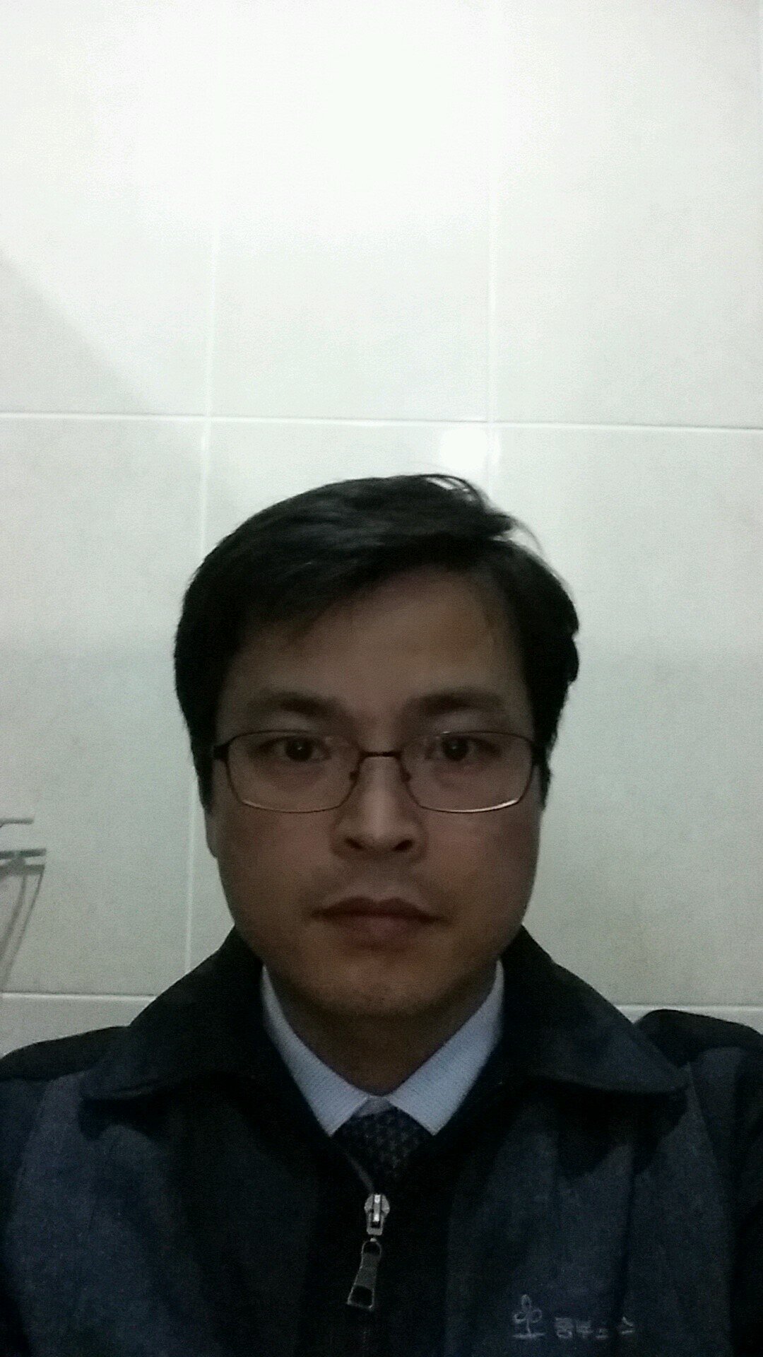 espark4802's profile picture. 