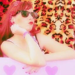 Acho acho soy una paya de Murcia.

--Blossom & The Psychedelic Life--