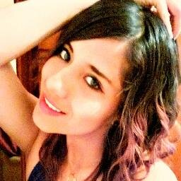 bonita, inteligente & buena onda.! que más quieren hahah :)
