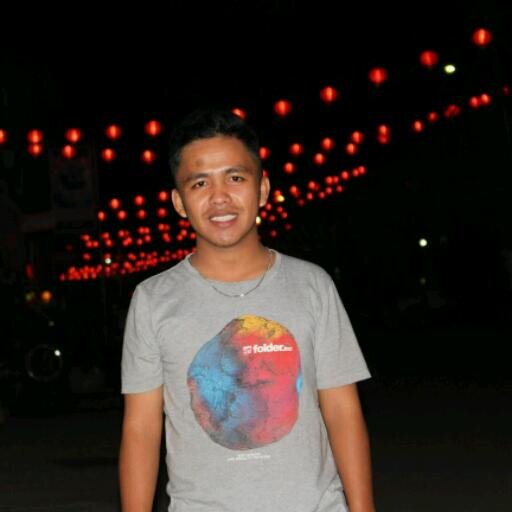 adewahyuudi's profile picture. Line : adewahyudie
IG : ade_wahyudie