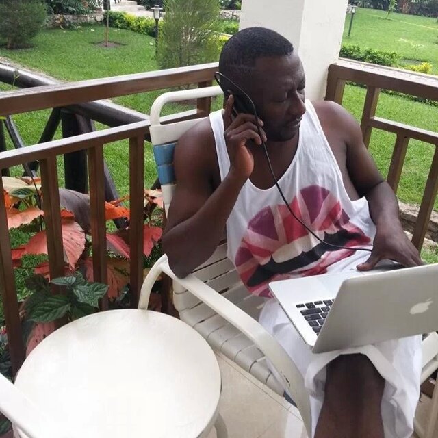 Celeoplus10's profile picture. Celeo Scram artiste musicien: Chanteur et animateur ! President et fondateur de son propre groupe  plus10. Ancien de Wenge MMM !