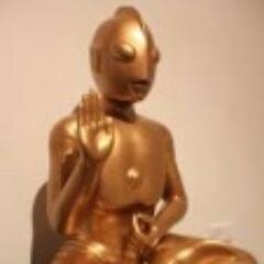 離婚、震災、借金苦からアフィリエイトを行って見事に復活しました。今では月100万円以上を稼いでいます。これもウルトラマン菩薩のお陰です。信じることが私を支えてくれました。中高年は住宅ローン、教育ローンで苦しみ。退職後は錬金は宛にできず、自分で稼ぐことを身につけたほうがいいです。