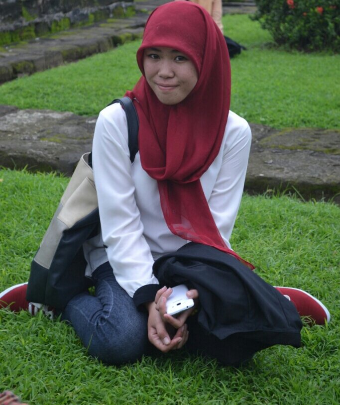 TutiAstuti28's profile picture. spongebob 28 ♡♥ chemical engineering http://t.co/wXG5xR4ghg