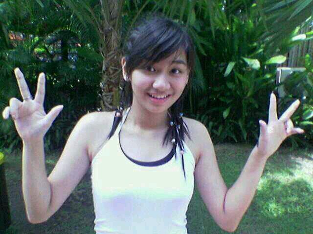 i'm single and verry happy :)