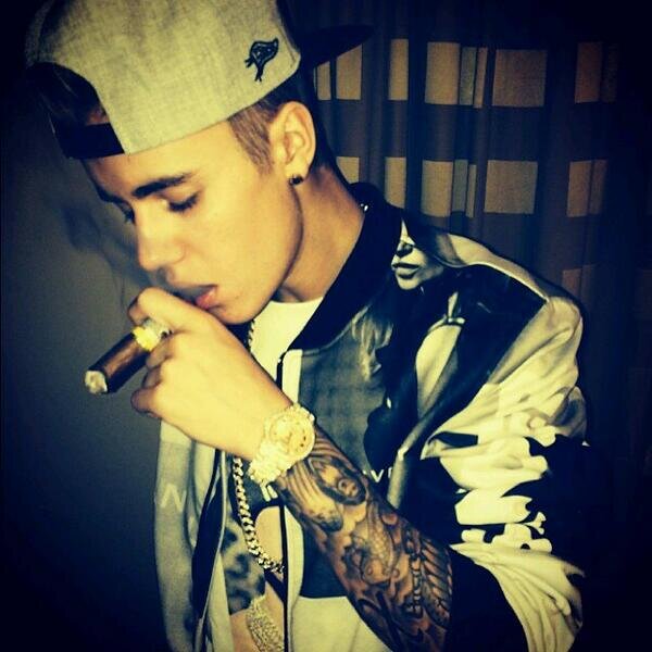 justin and one direction saved me from myself:) I believe in #Bullshit