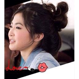 ชื่อ มายด์ วิรพร จิรเวชสุ ค่ะ ติดตามละคร น้องใหม่ร้ายบริสุทธิ์ ได้น่ะค่ะ  ทักได้ค่ะไม่ว่า ฝากเพจด้วยน่ะค่ะ