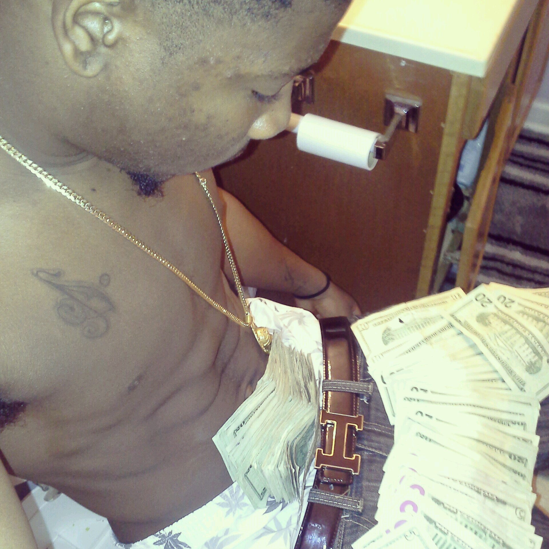 _YungRichNigga_'s profile picture. **To Much Money To Be Worried Bout Another Nigga**