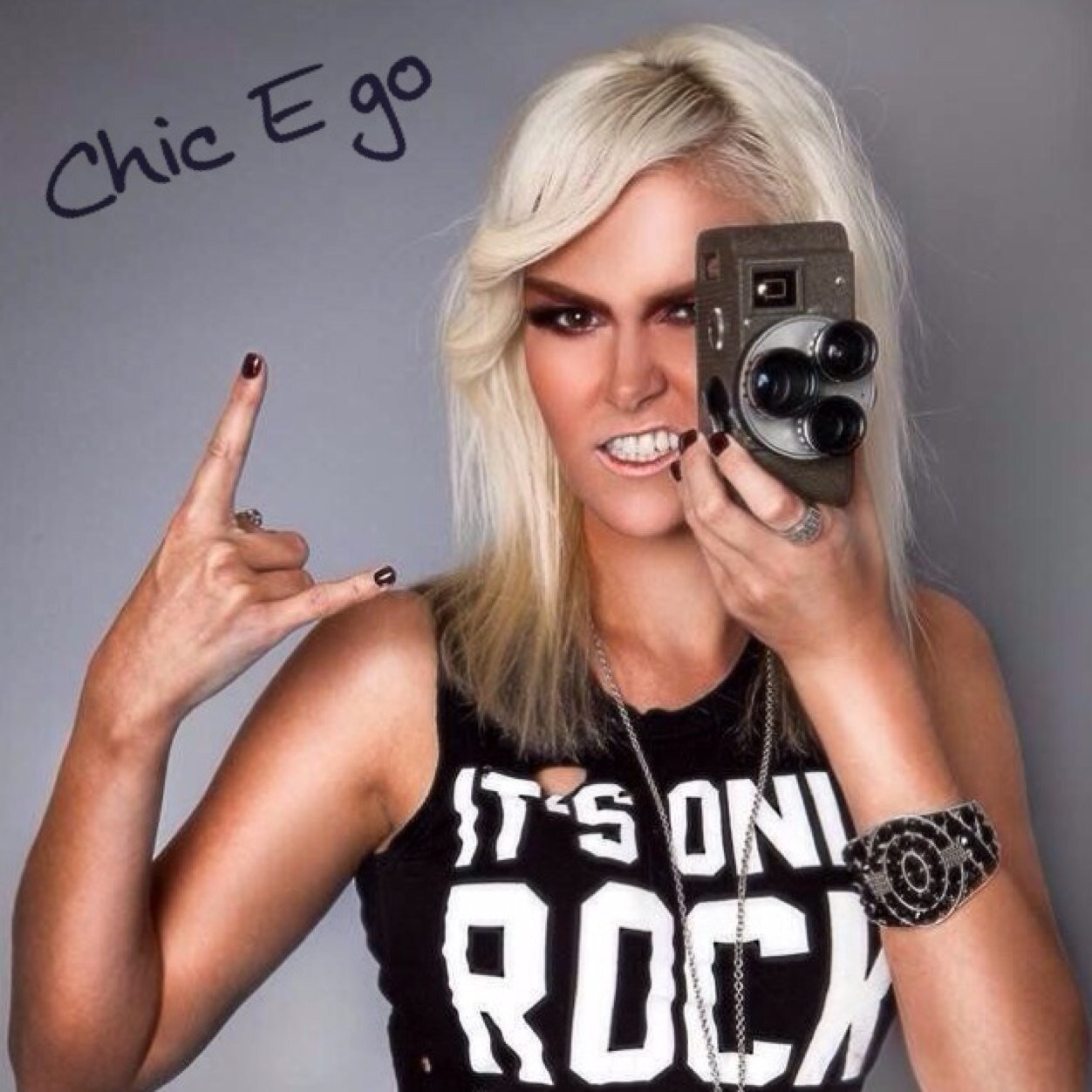 ChicEgo's profile picture. x ROCK x PUNK x GRUNGE x Band Tees http://t.co/xiWUxTyqI5