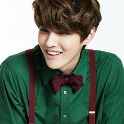 Wu Yi Fan แห่ง EXO-M ผมจะเมะหรือจะเคะ โปรดอย่าสนใจ กดฟอลเลยดีกว่าไหม แล้วจะรู้ #FAMWOLF #ฟอลแบคบอท #Start 12/08/2013