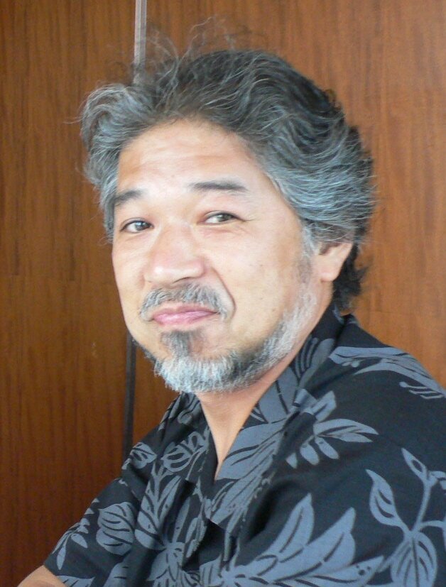 齋藤文哉：酒とバイクと車とカメラ、大好き！映像制作：株式会社Rolling Company (ローリングカンパニー) 代表。iBooks「傷だらけのライカ」、iPhoneアプリ「Gaudi Gallery」、Kindle電子書籍「ガウディの美学」などリリース　よろしくお願いします !!（＾∇＾）v