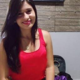 21 anos, Cristã-Católica, Paraíbana e muuito feliz pois tenho em mim todos os sonhos do mundo.