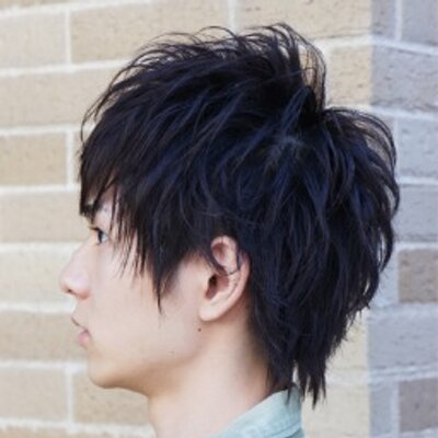 女性に人気 メンズモテモテヘア マッシュツーブロック 耳上にツーブロック 襟足は短め 顔まわりは長めのマッシュベース ドライ後 ミドルタイプのハードワックスを 全体に揉みこみシルエットを整えて完成 Http T Co Wifhgbntji