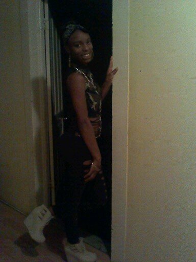 Keepss it REAL &&' stay LOYAL about mines☆★★ Dont sweep around MY door step , if YOU havent sweap around YOUR own !!! ♡♥FREE MURDA♥♡