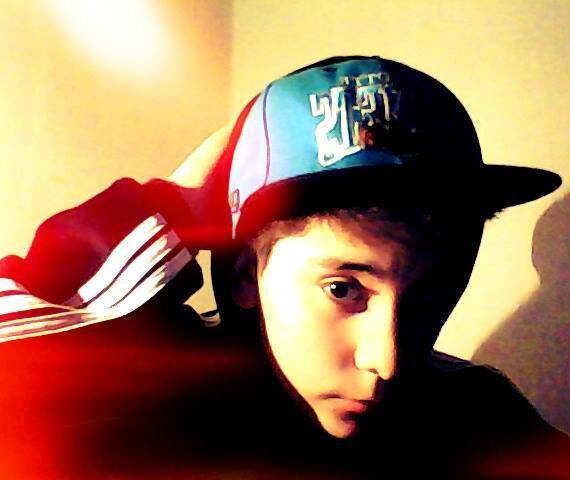 ThomyEsteves's profile picture. BELIEBER BOY , DIRECTIONER  SOLTERO AH. MI FACEBOOK:https://t.co/JOHN2acwsz MI ASK:http://t.co/CQCcXeawsi