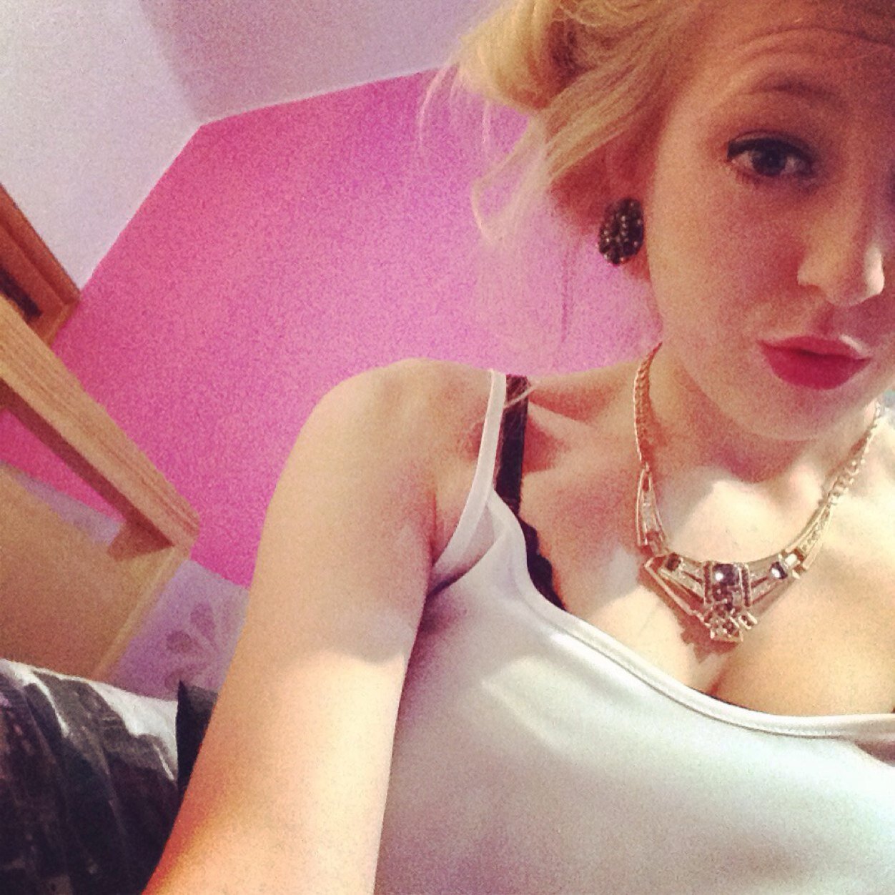 _geemx's profile picture. 