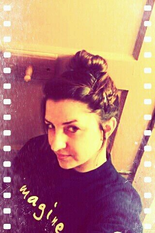 I'm just Me. I say what I mean & mean what I say, I just try not to say it mean.  ;)