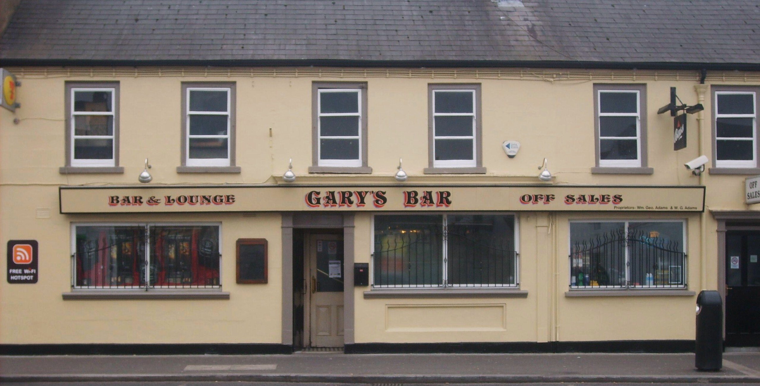 Garys Bar & Off Licecne.
46/48 Bridge Street,
Portabown,
BT63 5AE