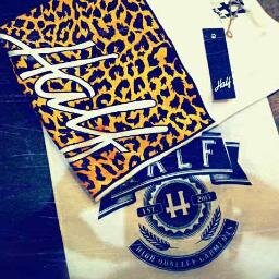 cp : 32104582
ig : half_cloth
twitter : half_cloth