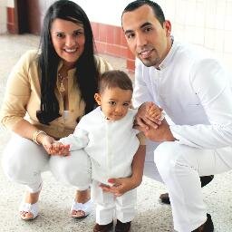 Padre de Maximiliano, Trabajador, Jugador de softball.