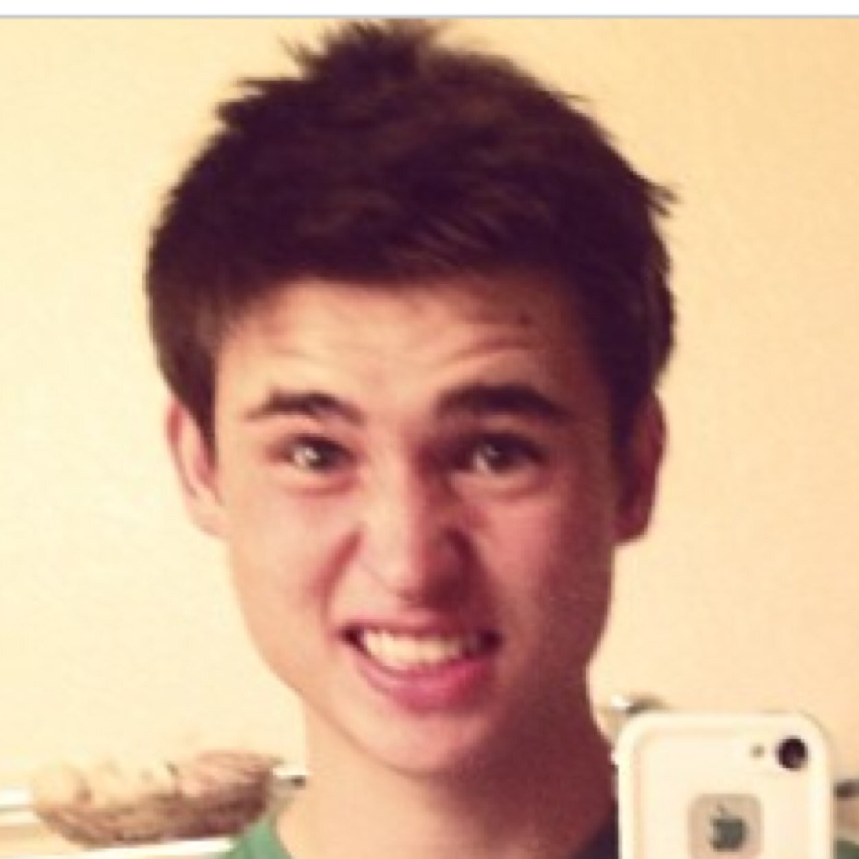 Austin Jones from @NLTGaz has gorgeous eyebrows. Let us share this with the world!  #NLTG #NLTGfamily