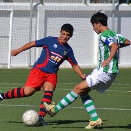 jugador del C.D.Cantera de Utrera.. mi vida es el futbol, mi meta? ser feliz