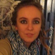 SofiaPoveda_90's profile picture. 