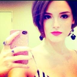 Isabelle Drummond te Adoroo vc sempre vai ser cheia de charme te adoro infinitalmente!!!
