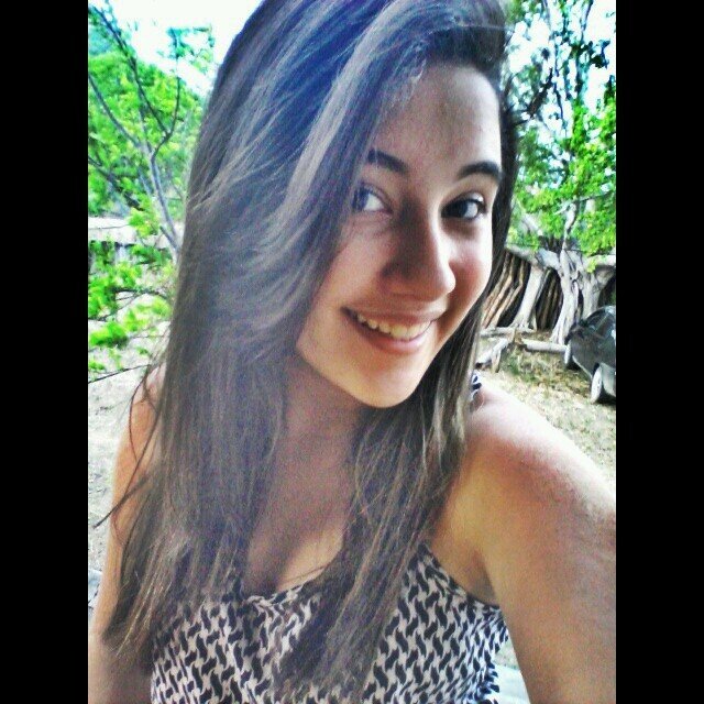 Sorria. Só, ria.