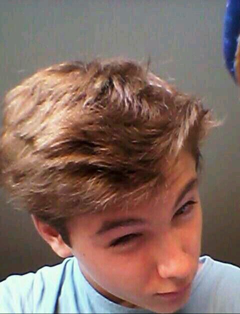 Angelotemm's profile picture. Estudiante de Óptica en la Ucm