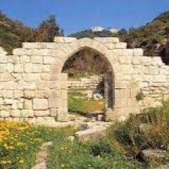 far conoscere lo spirito del Carmelo sostenendo piccoli progetti di solidarietà