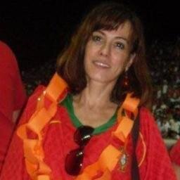 Tech writer and translator. Loves: music, dancing, writing, reading... Learning to love life...