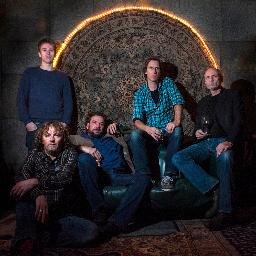 ZonderMeerNL's profile picture. ZonderMeer bezingt het leven in al zijn vormen; ONHEILSPELLEND, ONGEREMD, 
OPBEUREND en ONTKETEND. Zoals het leven is; DYNAMISCH en ONVOORSPELBAAR.