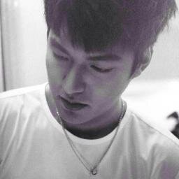 [RP account] Korean actor, model and singer. 1987's. my upcoming drama is The Heirs, keep supporting me guys! [ ©VClone ActorRPW ActorFams FakeIdol KaumElite]