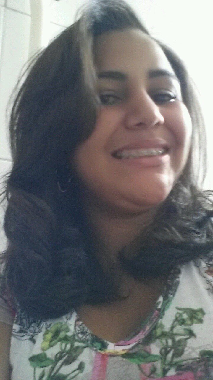 thanarahotik's profile picture. 