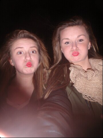 Aimepowell98's profile picture. 