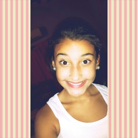 PeraltaCielo's profile picture. Monseñor Lasagna el mejor colegio ♥ | promocion 2019♥ |