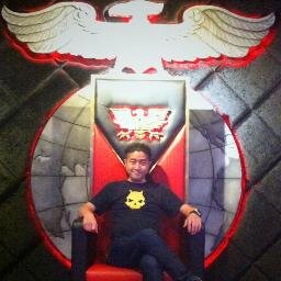 avehairworks's profile picture. 京都市中京区でヘアーサロンを経営してます。  メタルが好きで、京都を中心に活動するバンド『afterimage』でギター弾いてます。
最近はAC/DCカヴァーバンド「電撃直交流」でお兄ちゃん（マルコム）役もやってます。
よろしくお願いします！