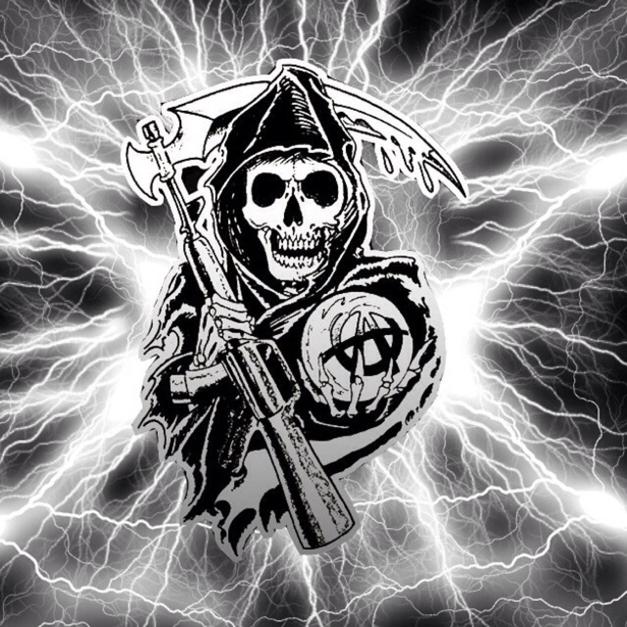 Born living still going. Habitually irritated by world & life. Marijuana & twitter are pillars in my fortress of solitude.