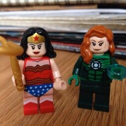 i like comic book things, 'regular' books, and some forms of comedy. frequent high-fiver. thumbs-up enthusiast.