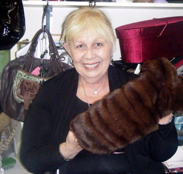 The Best Little Vintage Boutique in Toronto
Vintage Clothing and Assesories,
Pre-Loved Clothing New Fashions and Assesories